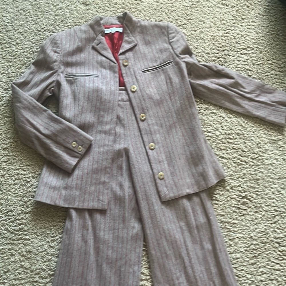Carolina Herrera pants suit